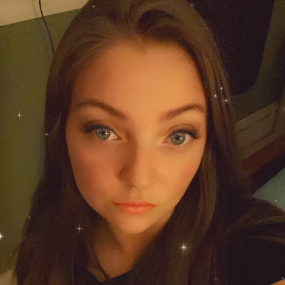 Meet your Posher, Brittany